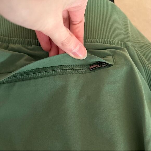 Athleta Brooklyn Mid Rise Ankle Pants in Vineyard Green Plus Size 22 - Picture 10 of 13